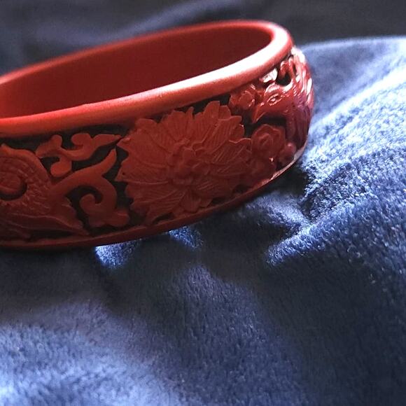 Vintage Dragon Carved Cinnabar Bracelet Deep Red & Black - Picture 4 of 5